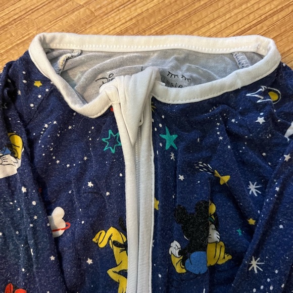 Little Sleepie 12/18 Mickey, sold out style. - Picture 6 of 6